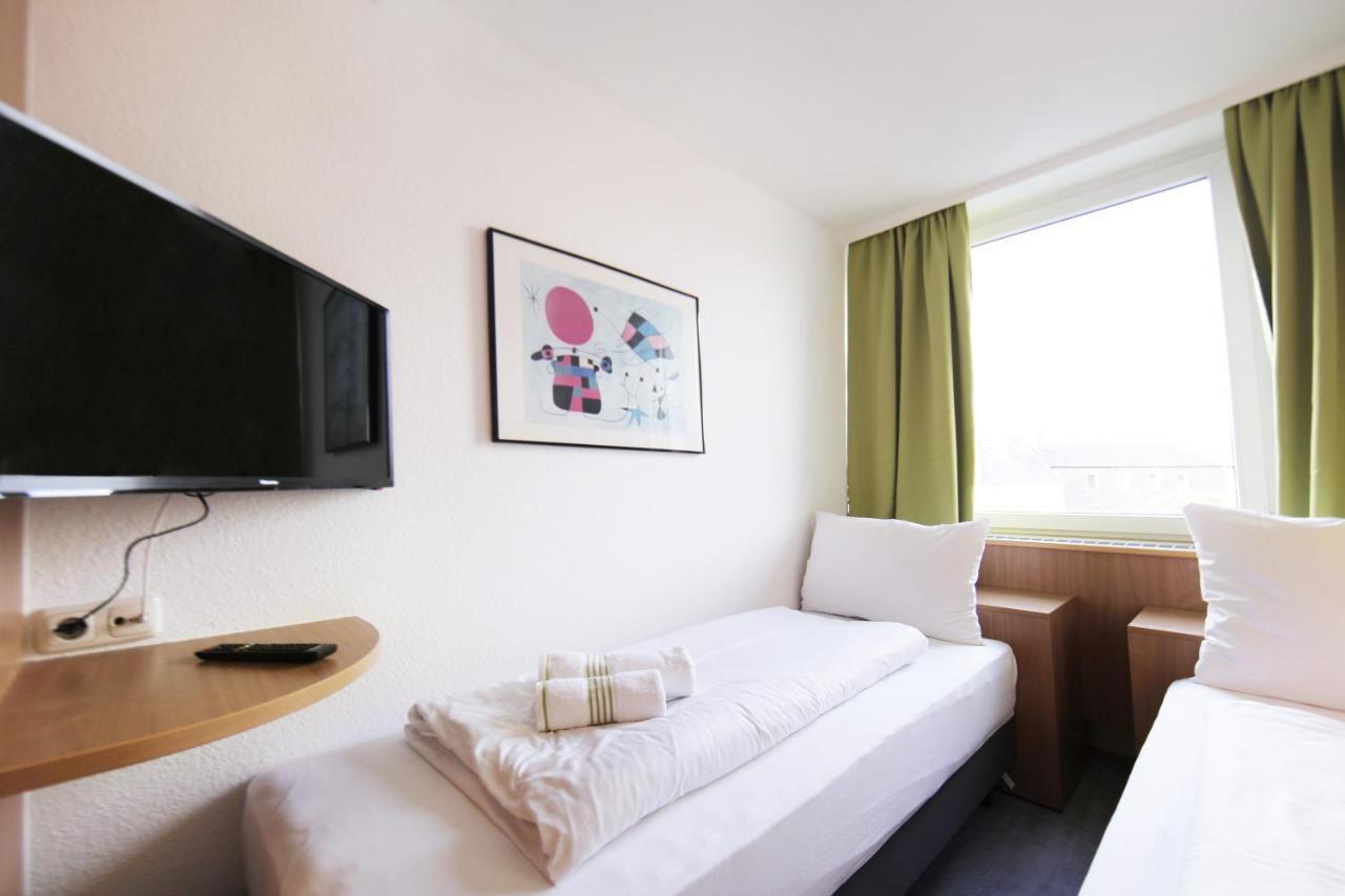 Bp24 Hotel อาเคิน ภายนอก รูปภาพ